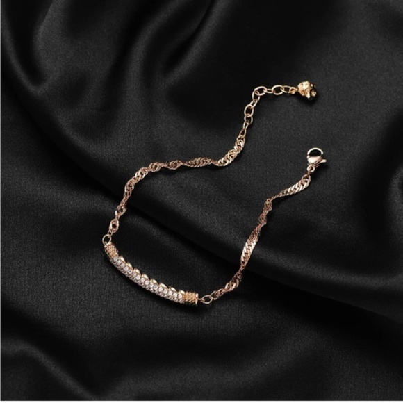 GOLD 14k Gold Plated Bar Cubic Zirconia Bracelet - Picture 1 of 2